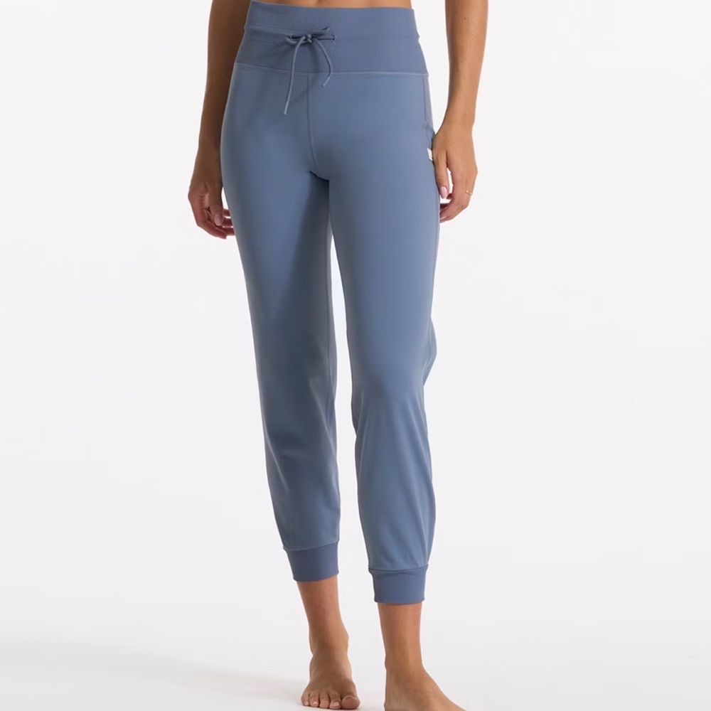 Vuori Daily Jogger